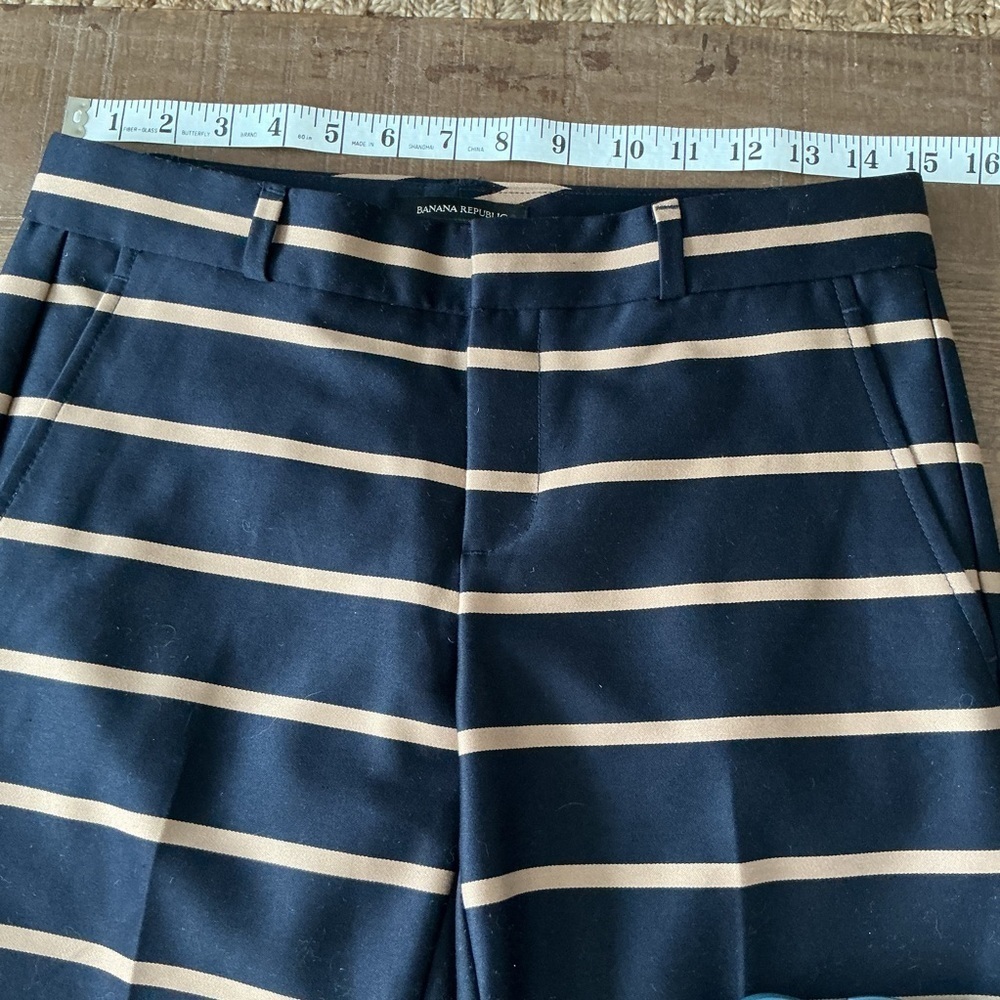 Banana Republic Woman’s Blue/Tan Striped Trouser Ryan Pants Size 2 - Picture 5 of 10
